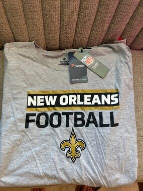 Fanatics Gray T-Shirt with Black Logo and Gold Accent